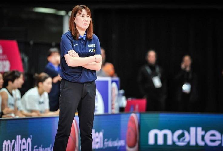 韩国女篮教练